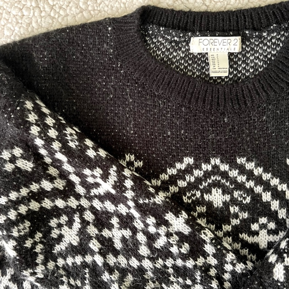 Forever 21 Sweater